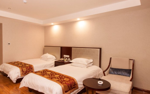 Lingbi Otak Holiday Inn — фото 1