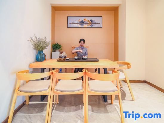 Хейан: Lavande Hotel (Heyuan High Speed Railway Station Country Garden)