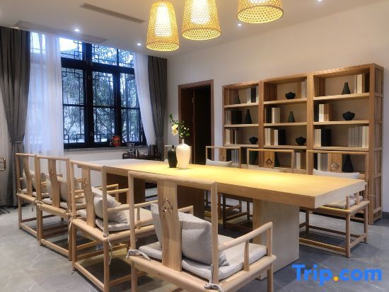 Гуйлинь: Xiangyaoli Hostel