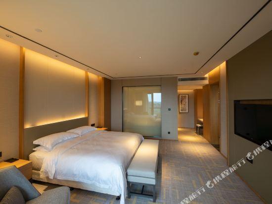 Наньтун: Howard Johnson Glory Plaza Qidong