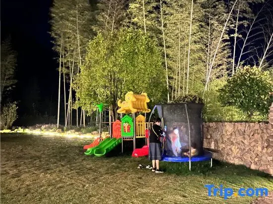 Ханчжоу: Tonglu Yunsongjian·Parent-Child Holiday Inn