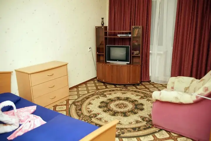 Усинск: Apartmenty Komsomolskoi