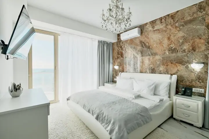 Сочи: "Serenity Premium apartments" с панорамным видом на море