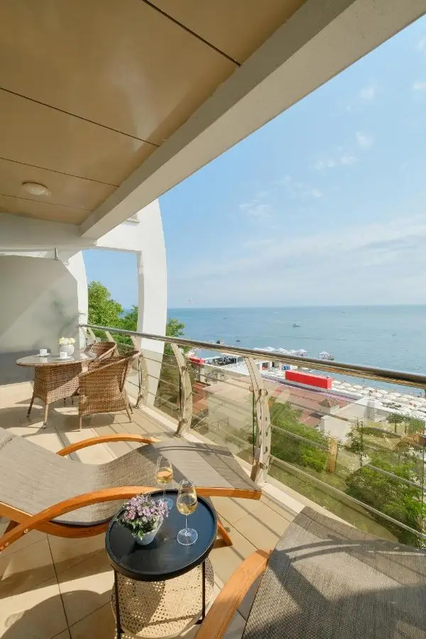 Сочи: "Serenity Premium apartments" с панорамным видом на море