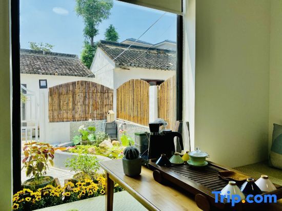 Шанхай: Dianshan Lake Liuxia Shiguang Homestay（Cai Bang Cun Store ）