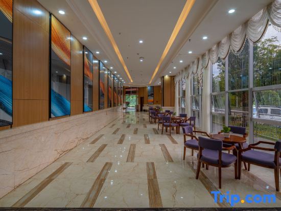 Куньмин: Days Inn Wyndham Yunxiao (Kunming South High-speed Railway Station)
