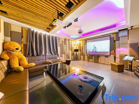 Пекин: Yishan Yishe Courtyard Family Vacation Villa Shansu (Huairou Scenic Area)