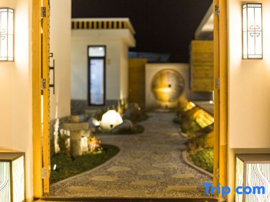 Пекин: Yishan Yishe Courtyard Family Vacation Villa Shansu (Huairou Scenic Area)