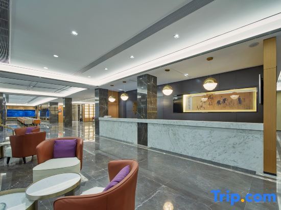 Чунцин: Days Inn Chongqing (Lushan Light Rail Station)