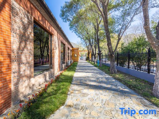 Пекин: Beijing Paitu Qingquan farm