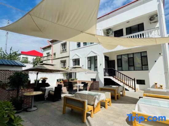 Инин: Shiheyuanfang Homestay
