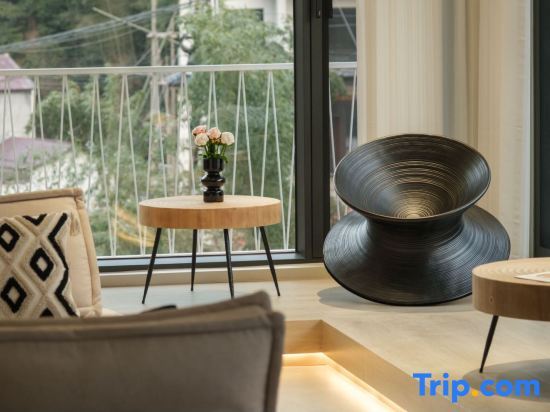 Хучжоу: Anji Yiyuwangshan Mountain and Stream B&B