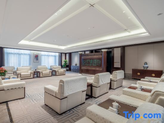 Цзюцзян: Grand New Century Hotel Jiujiang Lianxi