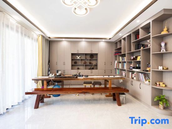 Дали: Dali Cangle Homestay Guanshan Lanyue Garden Holiday Villa