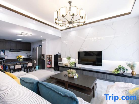 Дали: Dali Cangle Homestay Guanshan Lanyue Garden Holiday Villa