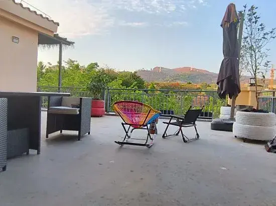 Юанмоу: Yuanmouren World Park Yunshang No.18 Homestay
