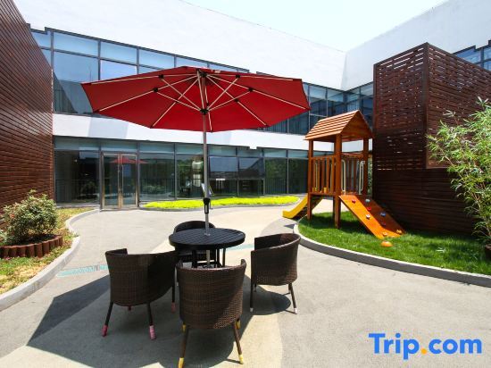 Vienna 3 Good Hotel (Lianyungang Guannan High-speed Railway Station) — фото 1