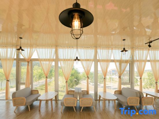 Вэйхай: Ruize ouyusu Resort Manor