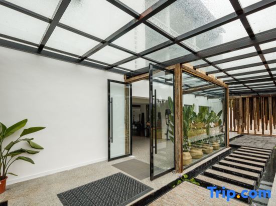 Гуанъюань: Zhanyu Shanju·Jiangjing Designer Homestay