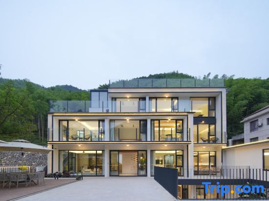 Shiqiyi No.10 Yunye Wangshan Villa Hotel (Anji Shenxi Canyon Drifting Branch) — фото 1