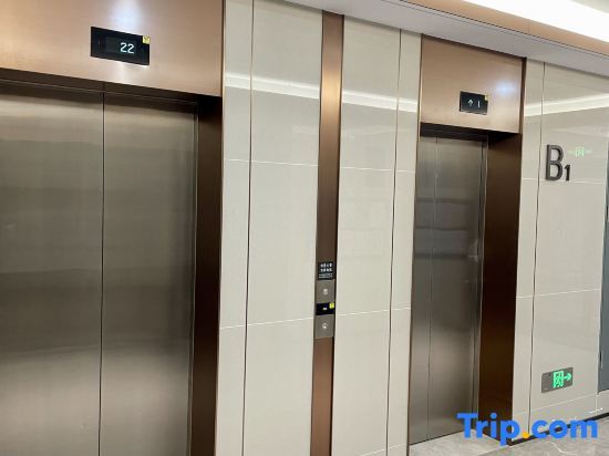 Шаньтоу: Fengyu Shiguang Apartment (East Coast Vientiane Hui)