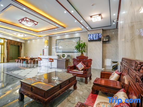 Шипинг: Hongying Homestay