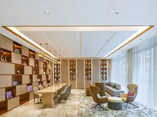 Дечен: Lavande Hotel (Nujiang Gongshan Cikai Shimen Road)
