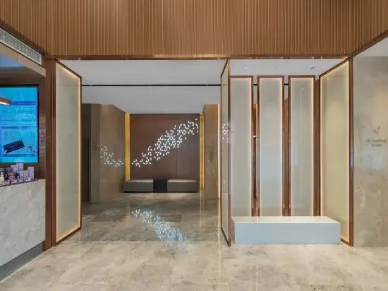 Дечен: Lavande Hotel (Nujiang Gongshan Cikai Shimen Road)