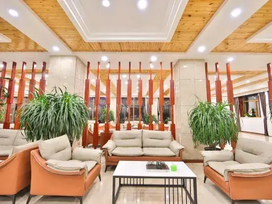Хуньчунь: Hunchun Wanghong Building Film and Television Homestay