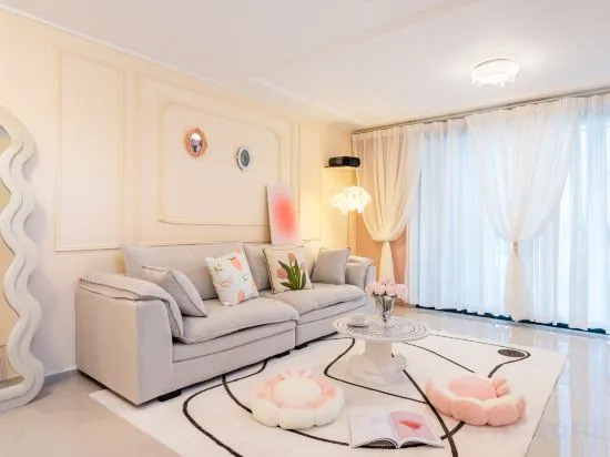 Гуанчжоу: Guangzhou Nuanju Film and Television Theme Apartment