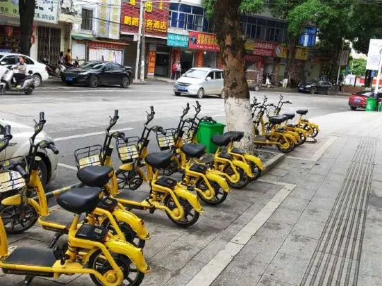 Чунцзо: Fu Sui Peng Lu Shang Wu Public House