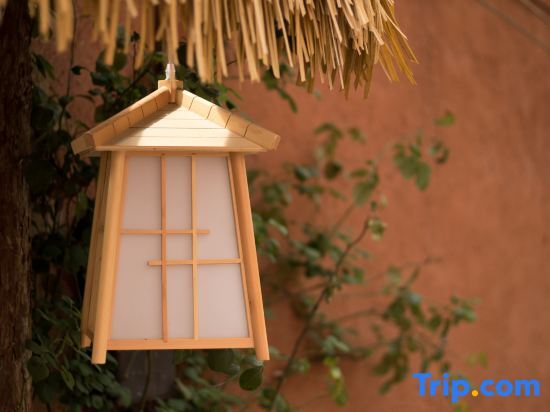 Дали: HUANGYEJI