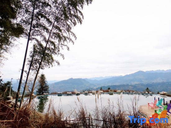 Чунцин: Chongqing Xingyu Xingyuan Tent Homestay please