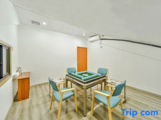 Хучжоу: Anji Lujia Liangshan Hotel (Countryside Lujia Scenic Area)