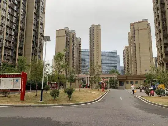 Наньчан: Nanchang West lvluofang boutique apartment