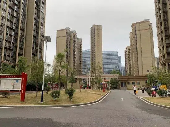 Наньчан: Nanchang West lvluofang boutique apartment