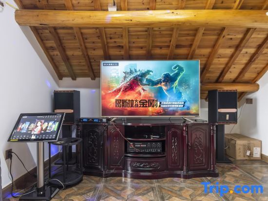 Шанхай: Shanghai LAN Resident hostel