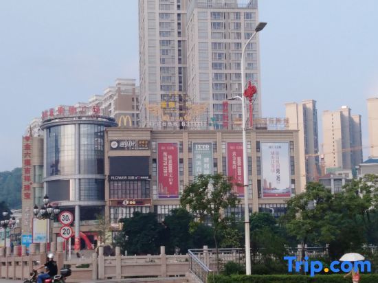 Мейчжу: Fengshun Jiamei Apartment