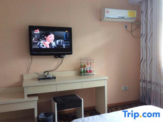 Фуян: Shanghai Baishun Express Hotel