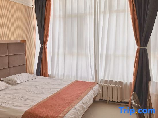 Ухай: Alxa Zuoqi Zhonghua Road Xincheng Hotel