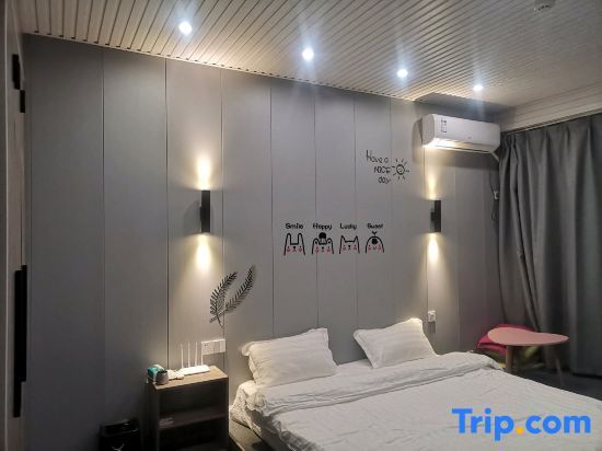 Даньдун: Dandong Shiguang Homestay