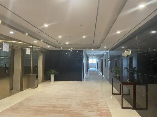Чунцин: Rongchang Ruier Riverside Hotel (Rongchang Education and Training Center)