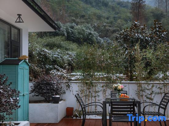 Хучжоу: Yunshang Grassland·Shanshengyishe·180° Mountain View Wild Luxury Private Soup