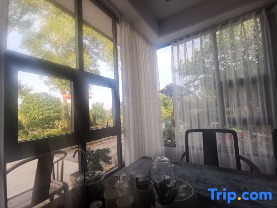 Дажоу: Dazhumeng Old House Homestay