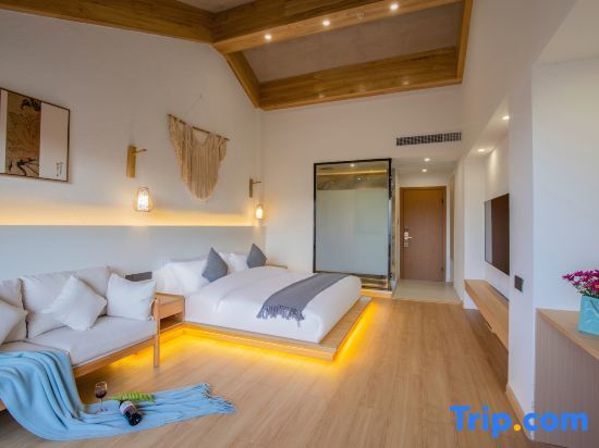 Лицзян: Lugulake  Jinseli Sunshine Homestay
