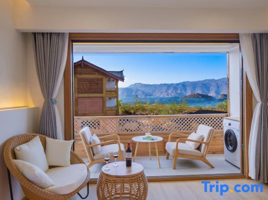 Лицзян: Lugulake  Jinseli Sunshine Homestay