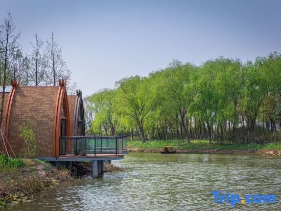 Сучжоу: Guli Hongdou Resort • Lake Lodge