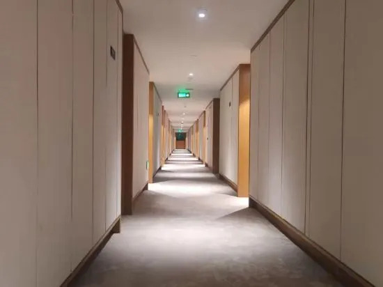 Нинбо: Howard Johnson Lanting Hotel Ningbo