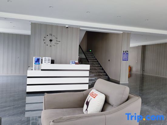 Хуанши: Xiandao Lake Four Seasons Lakeside Hotel (Sky City Scenic Area)