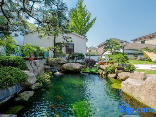Хучжоу: Yunshang Grassland Yinshe Courtyard Meisu